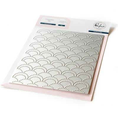 Pinkfresh Studio Essentials Die - Dotted Scallops Cover Plate