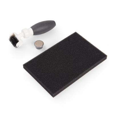 Sizzix Die Brush with Magnetic Pickup Tool